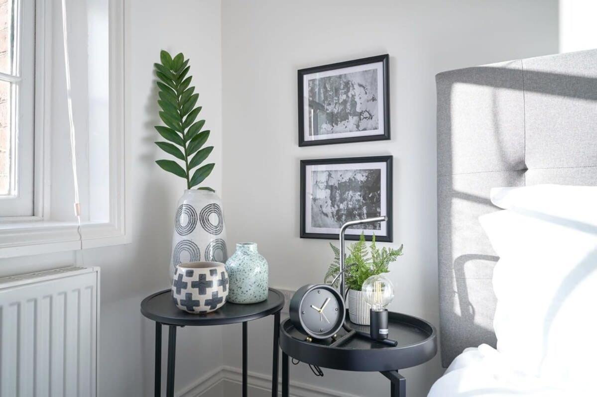 Apartment A Stylish With Parking In Preston *